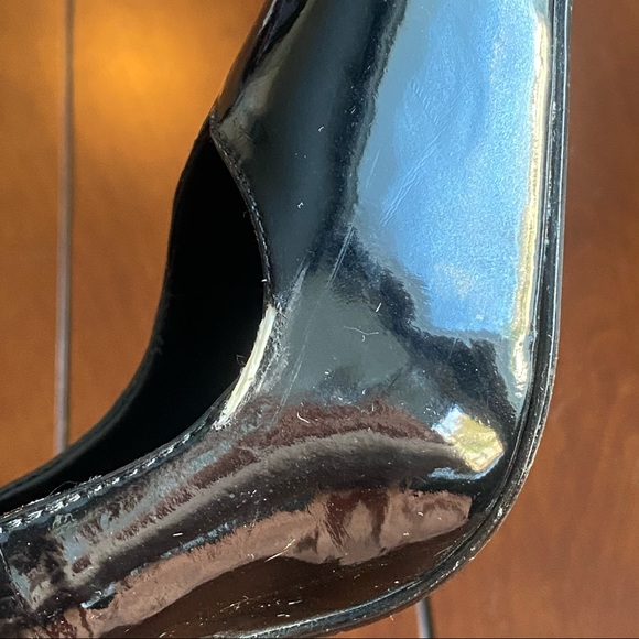 Leather Ballerina Toe Heels - Picture 7 of 8